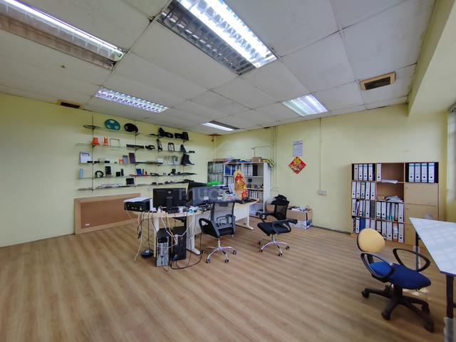 1.5 Storey Link Factory For Sale – Bukit Kemuning, Shah Alam 1
