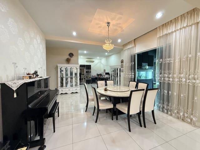 CORNER DOUBLE STOREY BUNGALOW, Kundang Residence Ambang Botanic, Klang 1
