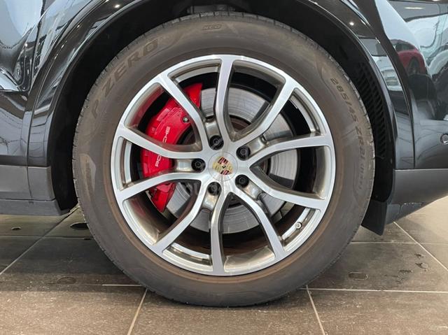 2023 Porsche Cayenne S (E3 II) HIGH SPECIFICATION - 4