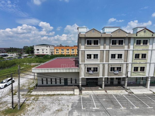 Teluk Intan 12,800 sq.ft. Industrial Wisma Shoplot Factory with Lift 1
