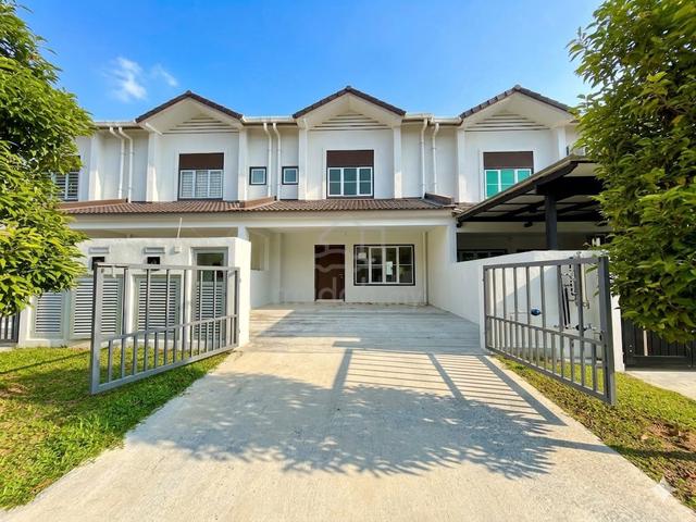 below Market value 60k, 2sty link house, taman m senyum, sepang 1