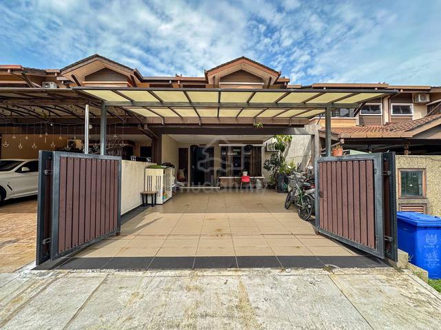 Renovated Double Storey @ Taman Bunga Negara, Seksyen 27, Shah Alam 1