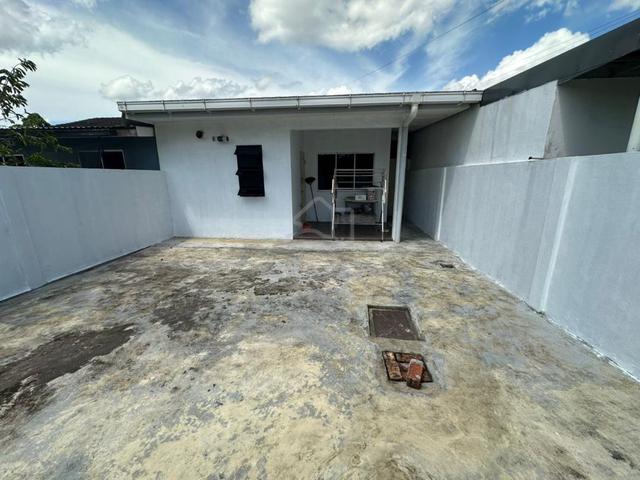 Super Huge, Renovated 80K, Flood Free Single Storey 1