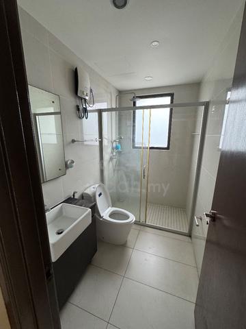 Bay Laurel @ Country Garden Danga Bay 4