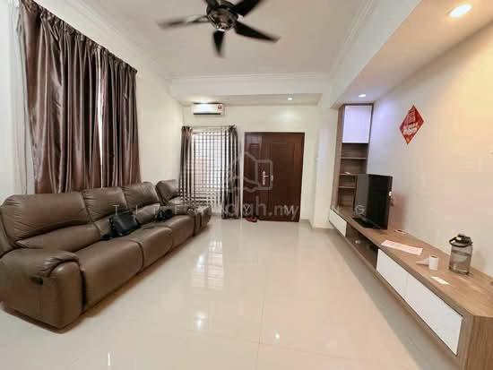 Limited Corner 2 Sty Townhouse Lagenda Mas Villa Jalan Kuching  1