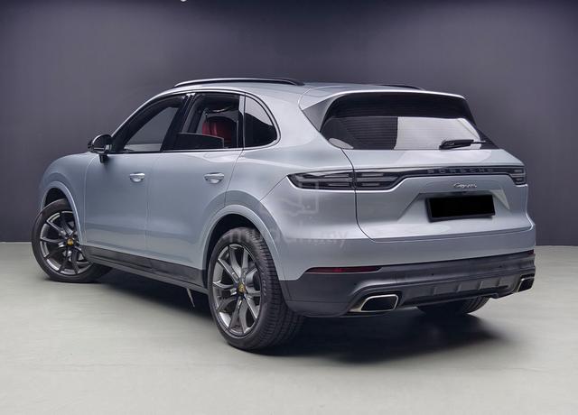2018 Porsche Cayenne 3.0 SUV - Sport Chrono - 2