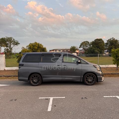 2010 Toyota VELLFIRE 2.4 Z (A) - 2