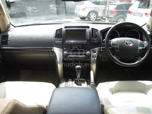 11/14 Toyota LANDCRUISER V8 4.5 Diesel SRoof FSpec - 4