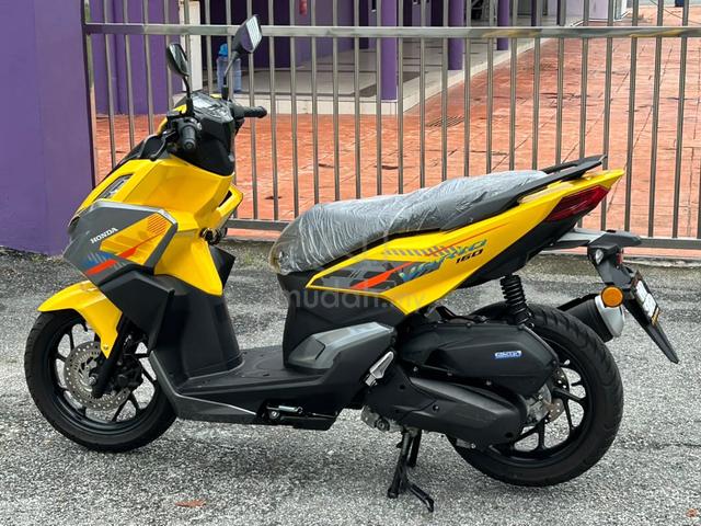 2025 HONDA VARIO 160 VARIO160 1Owner LIKE NEW 10K - photo 7 of 19