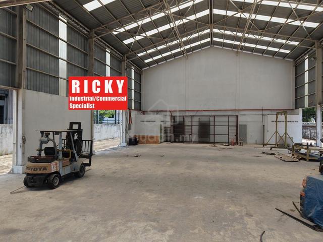 1.5 Storey Detached Factory For Rent at Bukit Minyak 1