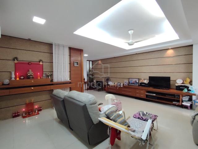 Renovated 2 Storey Terrace with attic room Taman Padi Mas For Sale 1