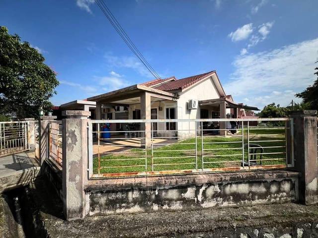 Corner Lot Single Storey Sendayan | Facing open 1