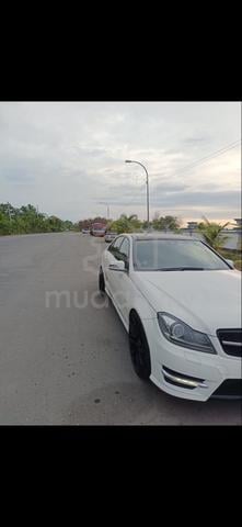 Mercedes Benz AMG Sport C180 - 2
