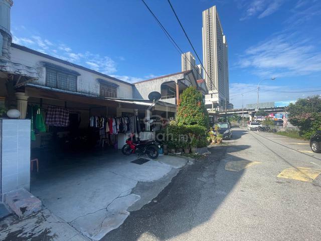 (FACING OPEN)Double Storey Taman Kencana Ampang Selangor 1