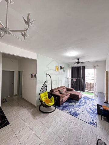 Master Bedroom with Aircond 1