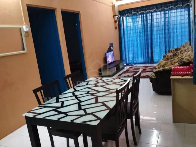 Teres 1.5 tingkat Impiana adril depan padang untuk DIJUAL 1