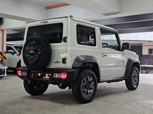 *12302KM Grade 5 A* ✨2024 Suzuki JIMNY JC Sierra ✨ - 4