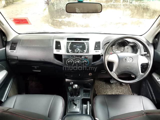 2015 Toyota Hilux 2.5 G (A) Turbo Diesel 4x4 - 4