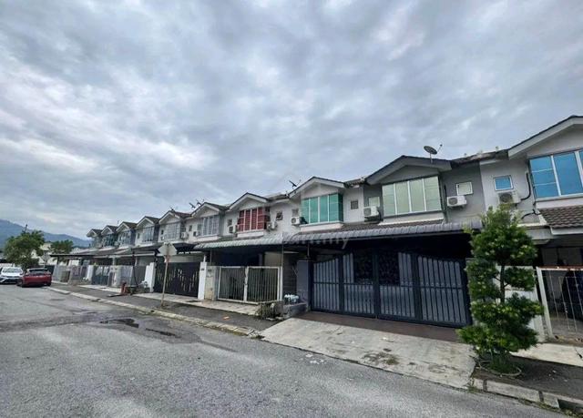 Double Storey Renovated Bercham Taman Pakatan Jaya 1