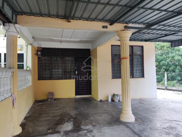 Taman Gemas Setia, Gemas 1 Single Storey House 1