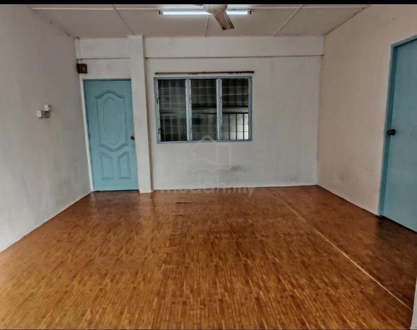 Sungai Plan Flat 1