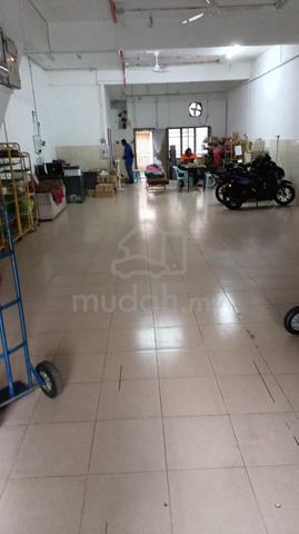 [Lowest Price] KL Traders Square Shoplot 1