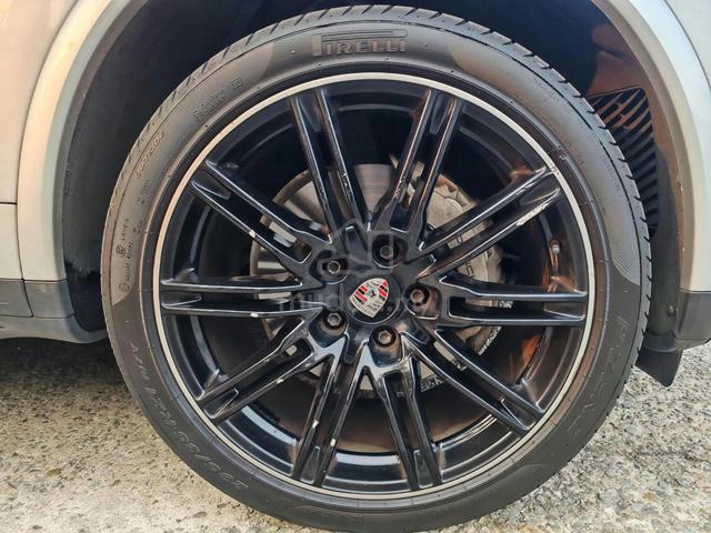 2013 Porsche Cayenne S Hybrid TIP S (A) - 5