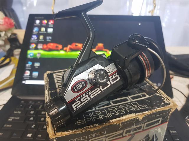 Lew's Pro Spin PS200 Fishing Reel + Spareparts - photo 3 of 6