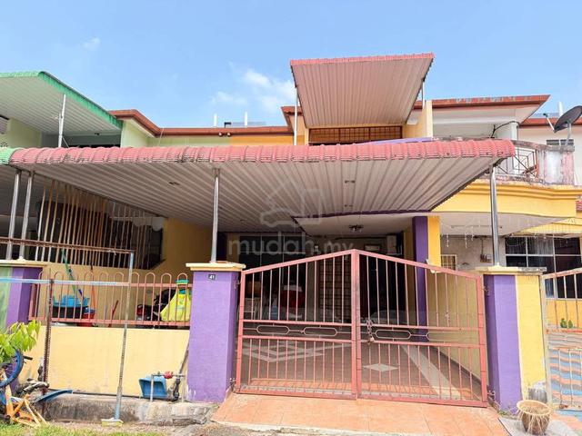 RENOVATED Teres 2 tingkat Taman Halia, Lunas 1