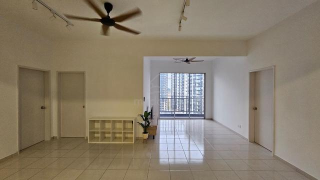 Master Bedroom for rent 1