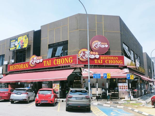 Huge Adjoining Ground Floor Shop Taman Sri Muda Seksyen 25 Shah Alam 1