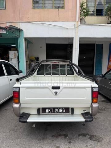 2004 Proton ARENA 1.5 FASTBACK C97 (M) - 5