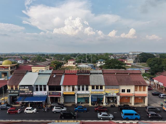 PADANG SERAI 2-Sty SHOP LOT|FACING MAIN ROAD|HOT AREA|GOOD INVESTMENT| 1