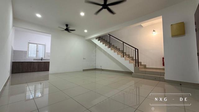 Ready move in!! Double storey house @ Rimbayu Ijm Starling Rent 1