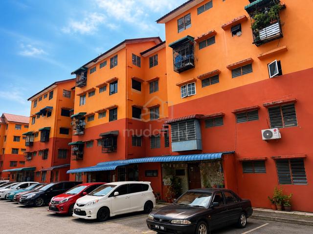 Taman Teluk Kumbar 1