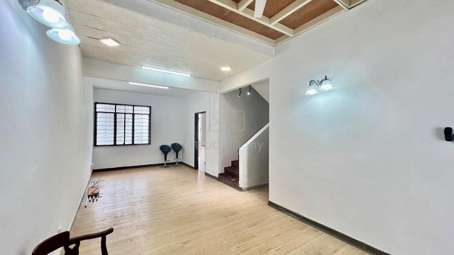 Jalan Belibis 4, Taman Perling (1.5 Storey Terrace House For Rent) 1