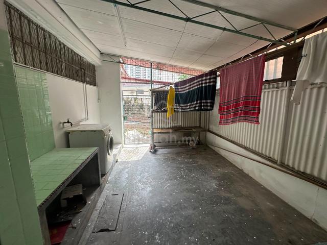Double Storey Semi-D at Off Jalan Kelawai, Pulau Tikus 1
