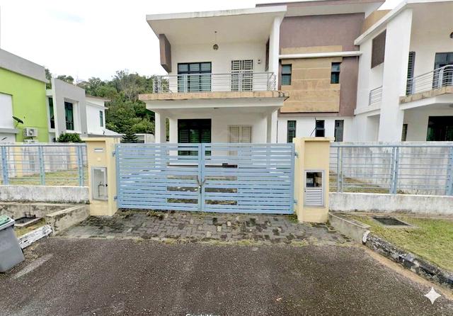 Gated & Guarded Semi D 2 Tingkat Vista Kirana, Ayer Keroh, Melaka 1