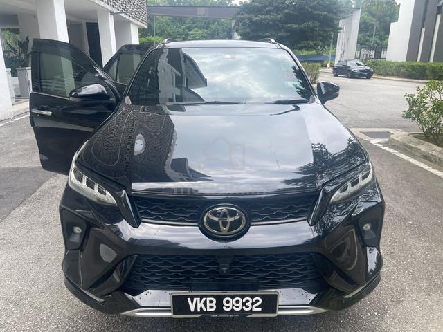 2023 Toyota FORTUNER 2.8 VRZ MY21 (A) - 1