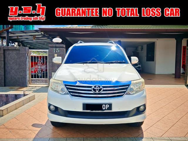 2014 Toyota FORTUNER 2.7 V TGN51R (A) - 1