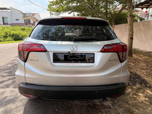 Honda HR-V 1.8 E (A) One Careful Owner - 5