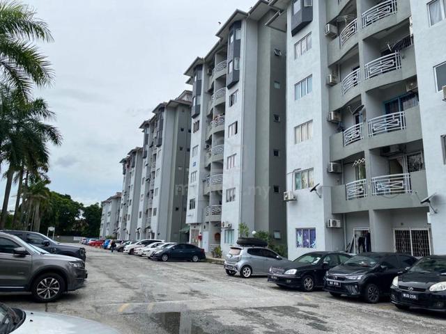 Pelangi Court 1