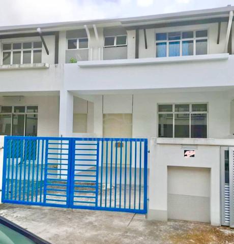 FREEHOLD TERMURAH Double Storey Terrace Bandar Mahkota Banting NONBUMI 1