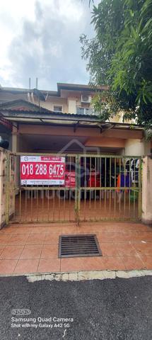 Rumah untuk Di Jual Segera @ Bangi 1