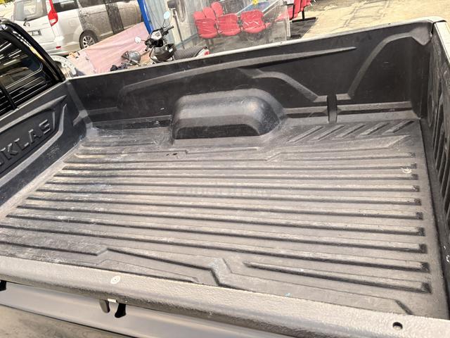 2010 Toyota HILUX 2.5 FACELIFT SINGLE CAB (M) - 3
