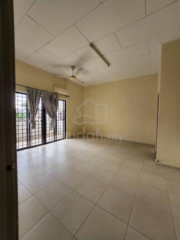 GATED 2 STOREY SEMI D CORNER Ozana Impian UTEM MMU Manipal MITC Melaka 1
