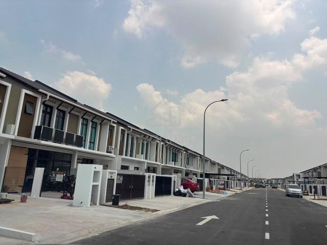 CIQ / Bandar Uda Utama / 4 Bedroom / Perling / Nusa Bestari 1