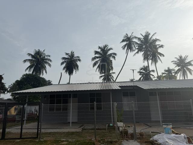 Rumah Sewa Telok Kemang 1