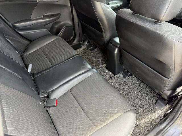 2019 Honda JAZZ 1.5 V FACELIFT (A) PADDLE SHIFT - 4