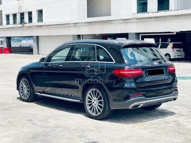 2018 Mercedes Benz GLC250 Panoramic Burmester 35K - 4